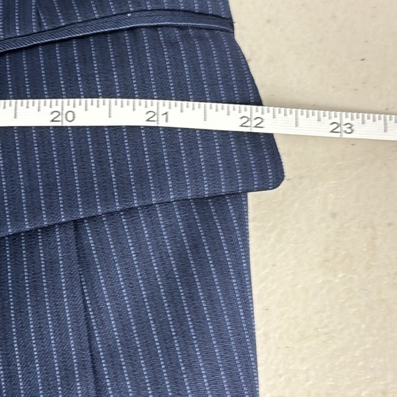 Hart Schaffner Marx
New York Modern Fit Flat Front Striped Pattern blazer - Picture 15 of 16